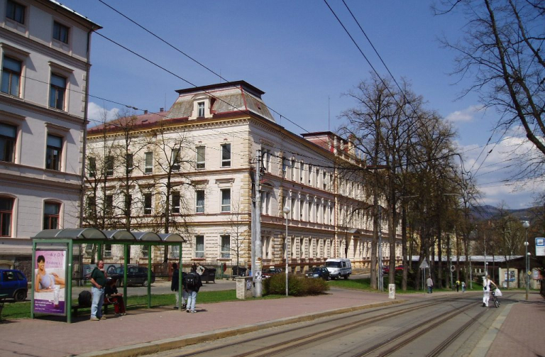 Budova SPŠSE Liberec na Masarykově třídě
